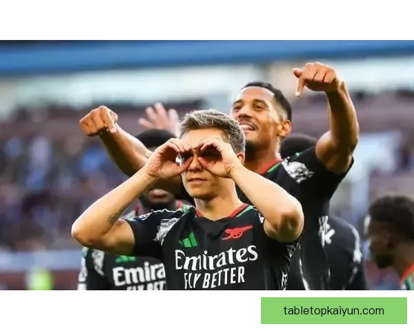 北伦敦德比中，萨卡的表现稳健，助力球队争夺胜利注