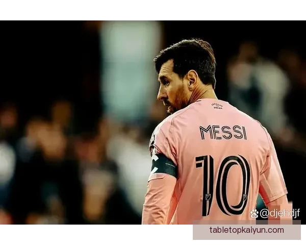 梅西右路内切表现稳健，持续为球队创造进攻机会领球队表现