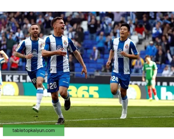 塔雷米近期表现稳健，足球影响力持续提升，备受关注。